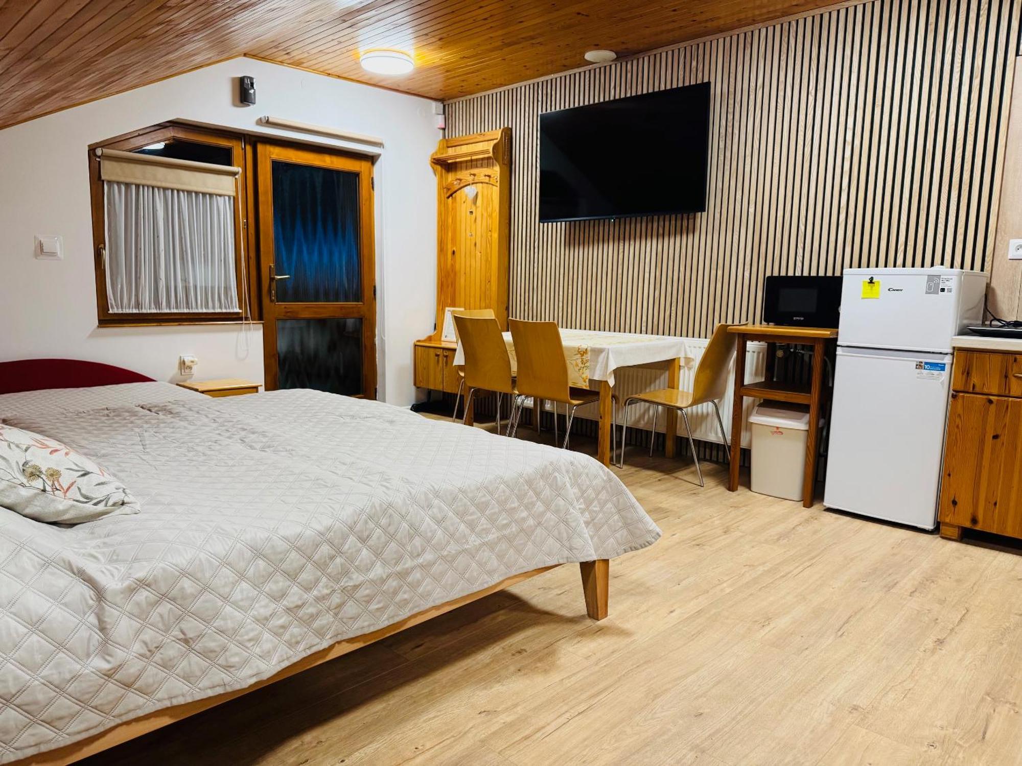 Apartmany Vinne Ngoại thất bức ảnh
